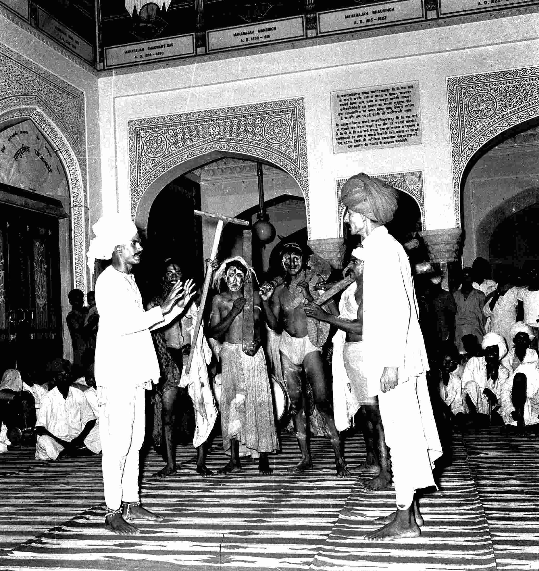 Khayal_the_folk_theatre_of_Rajasthan_at_Rabindra(3)