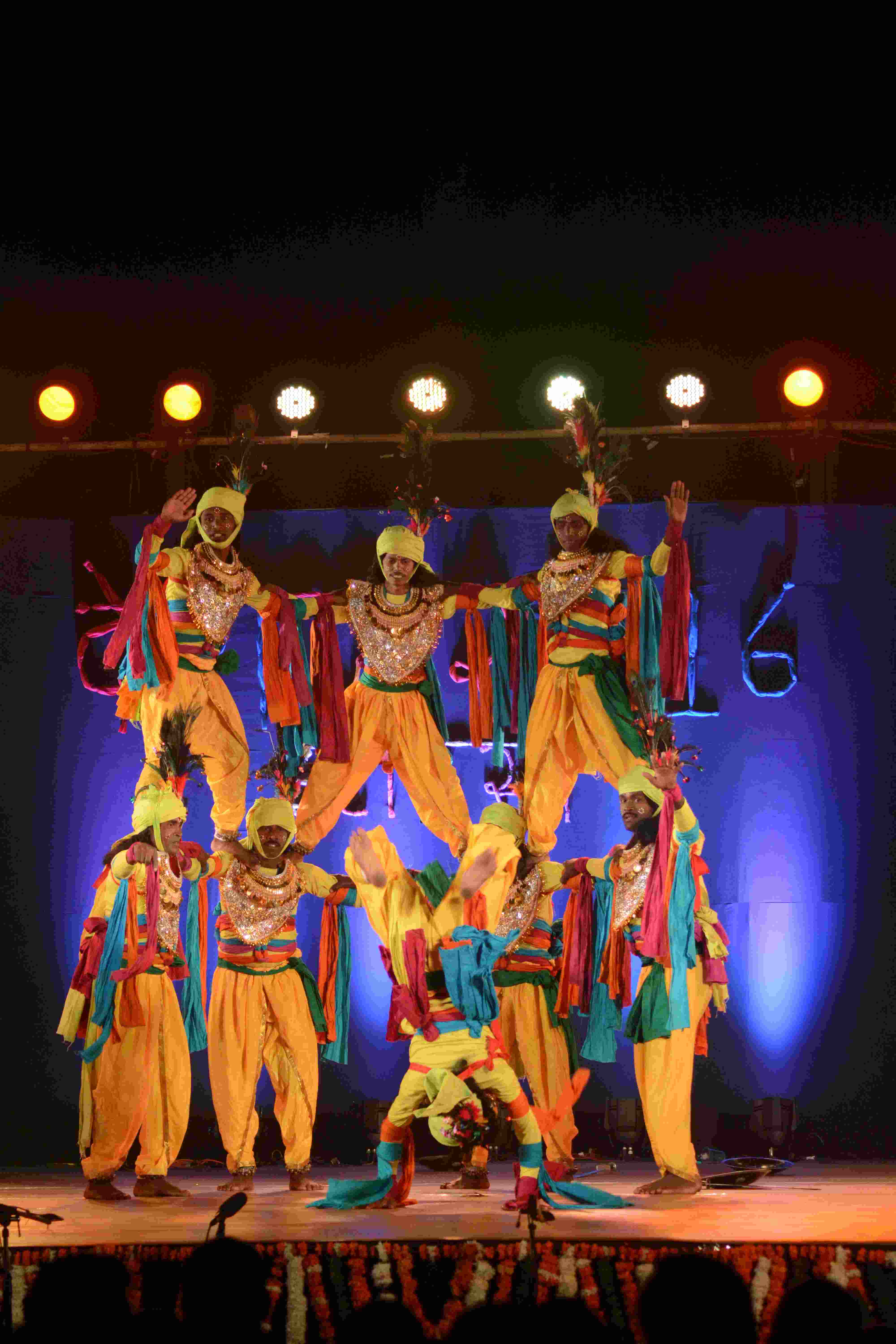 Paika_Dhamal_Dance_Jharkhand(2)